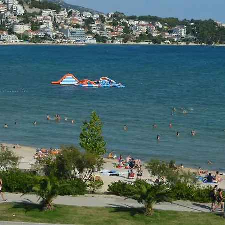 Vanja Apartman *